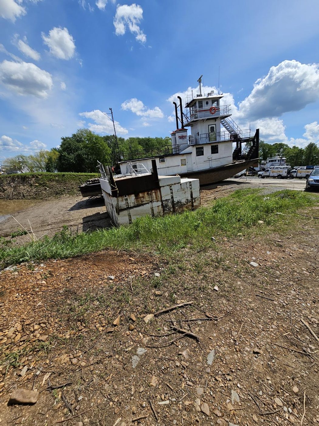 Towboat service and repair